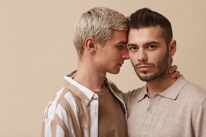 Fresh Starts for HIV-Positive Gay Singles in 2025